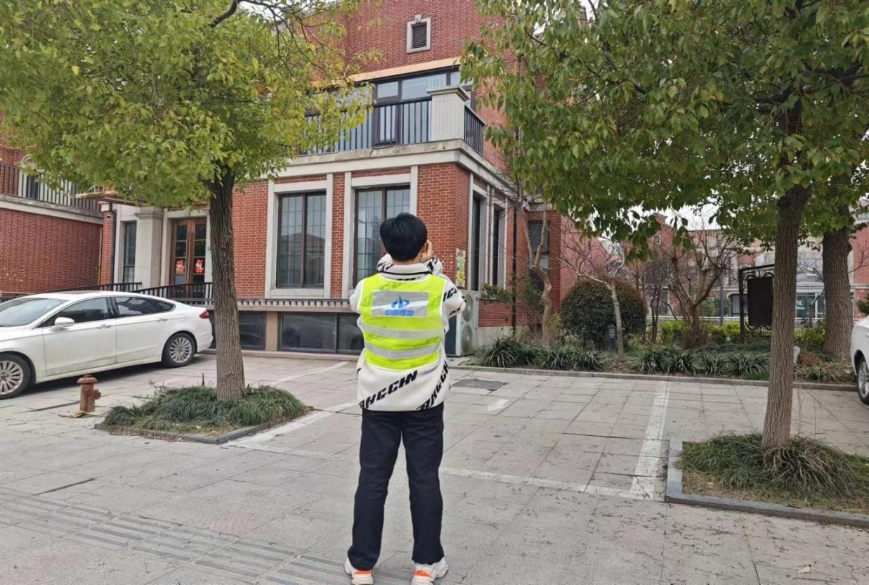 以青春之筆,繪就數字時代山河錦繡——江蘇煤炭地質物測隊測繪院“青年文明號”奮進紀實2.jpg 以青春之筆,繪就數字時代山河錦繡——江蘇煤炭地質物測隊測繪院“青年文明號”奮進紀實2.jpg